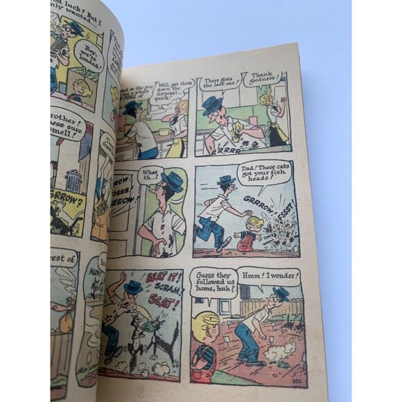 Dennis The Menace "Pocket Full Of Fun!" No. 13 Comic Book By Hank Ketcham - Picture 7 of 14